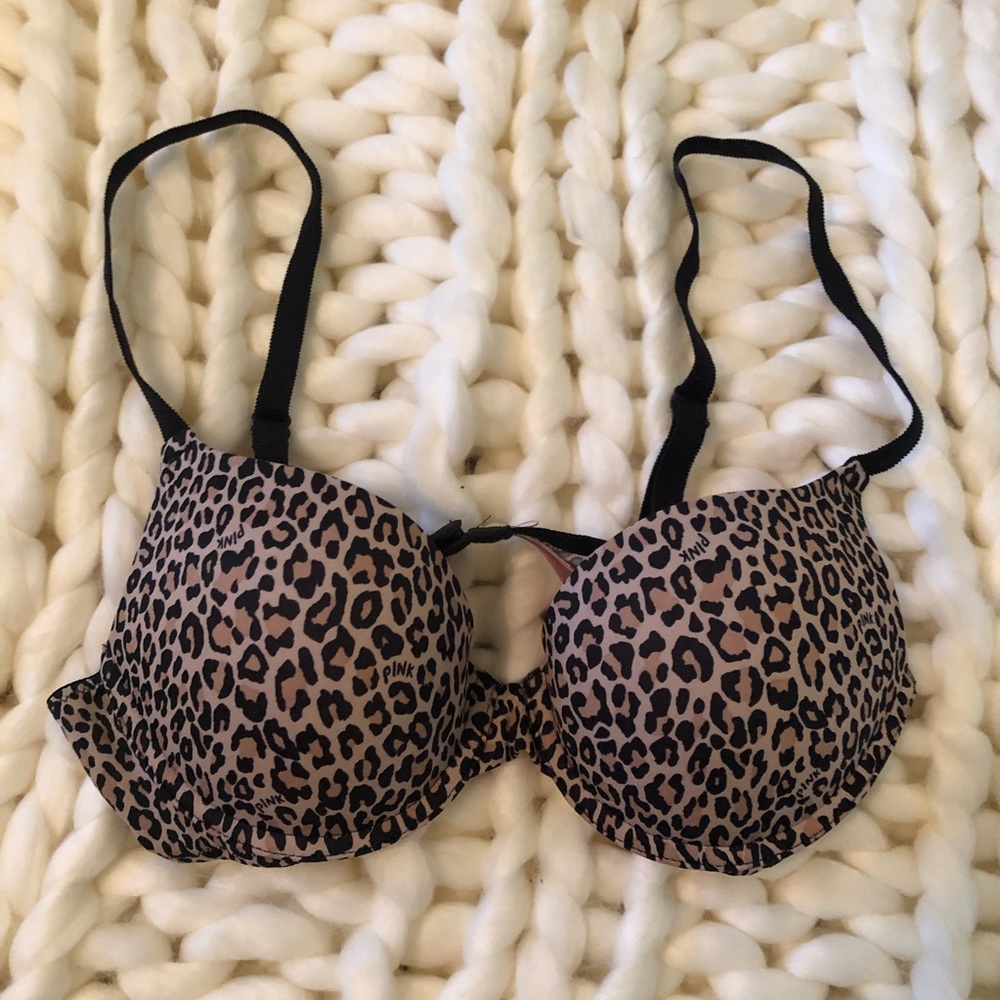 PINK Victoria’s Secret bra